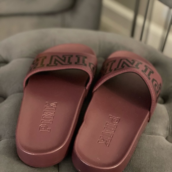 Slides - Picture 3 of 7